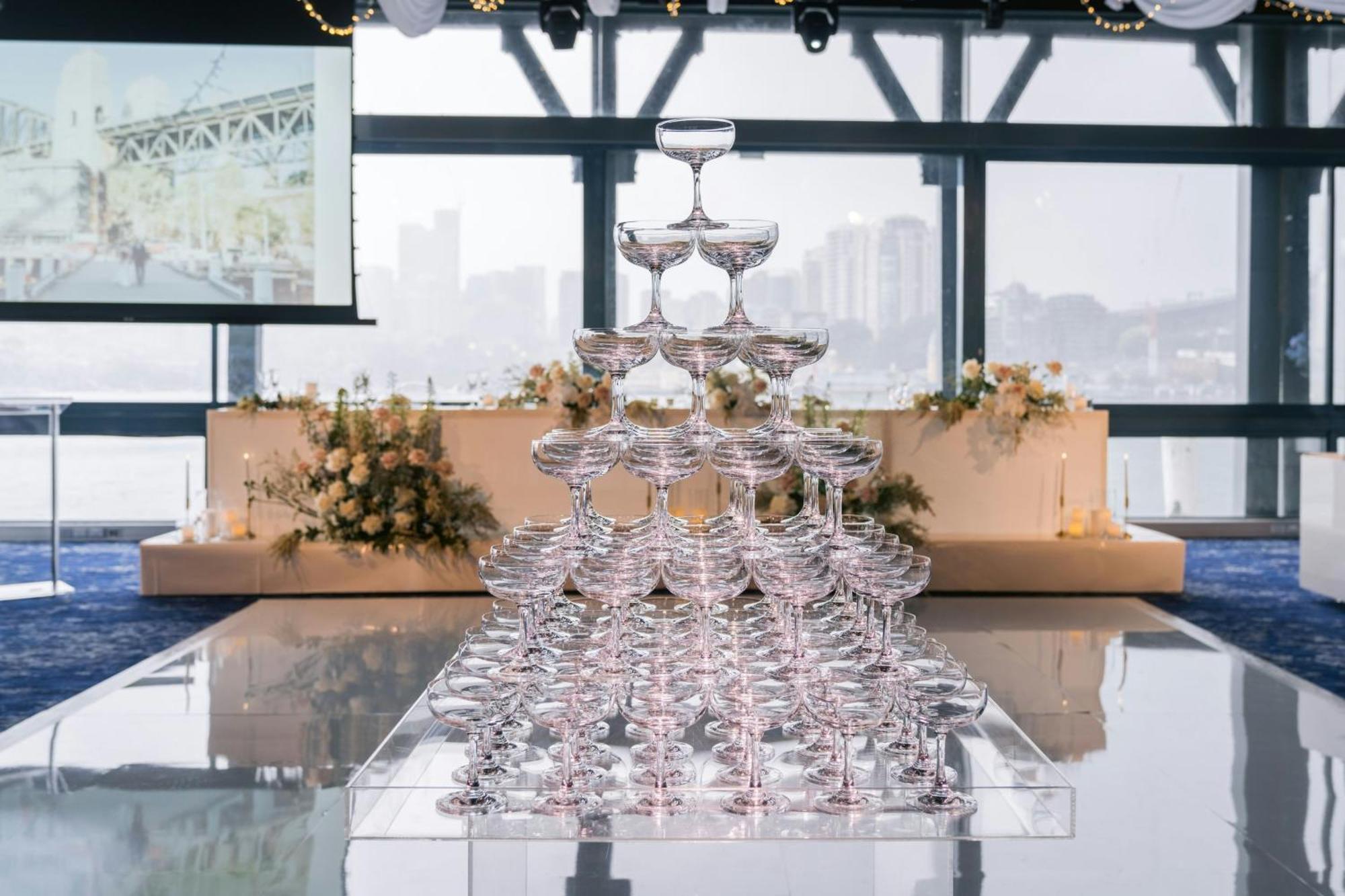 Pier One Sydney Harbour, Autograph Collection Hotel Exterior foto Champagne fountain