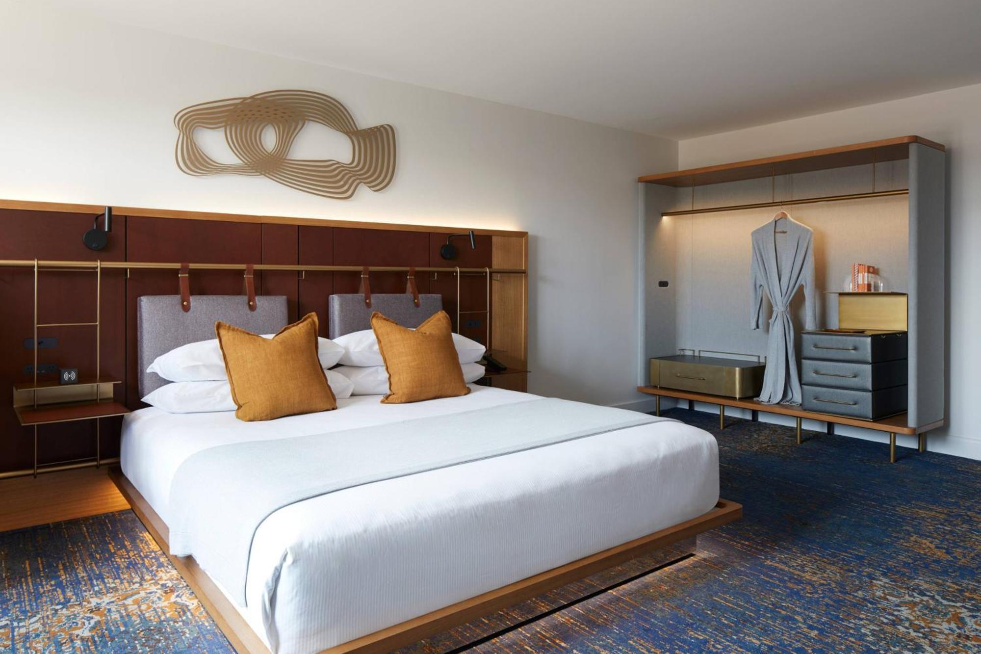 Pier One Sydney Harbour, Autograph Collection Hotel Exterior foto A bedroom at the hotel